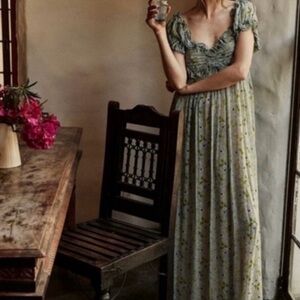 Doen Drew Dress in Green Strawberry Moon, size large.